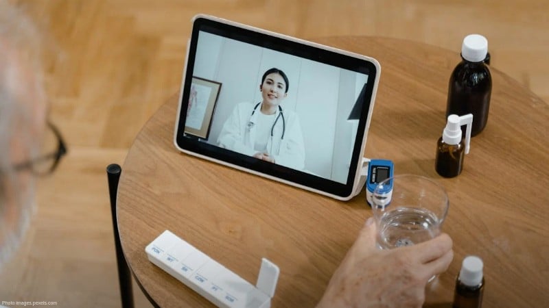 cs w h, tags: telehealth healthcare - images.pexels.com